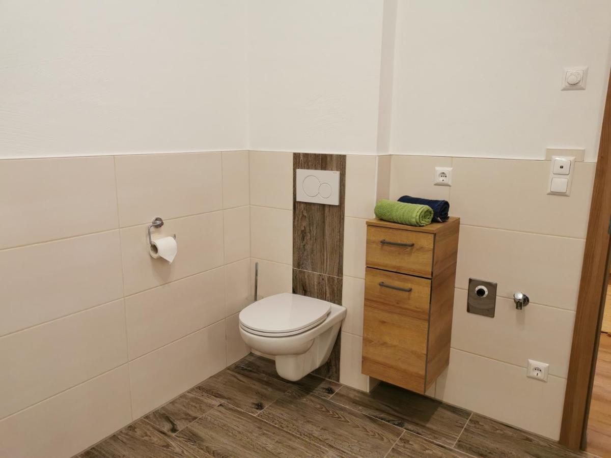 Ferienwohnung Brücklerhof Haus im Ennstal Exterior foto