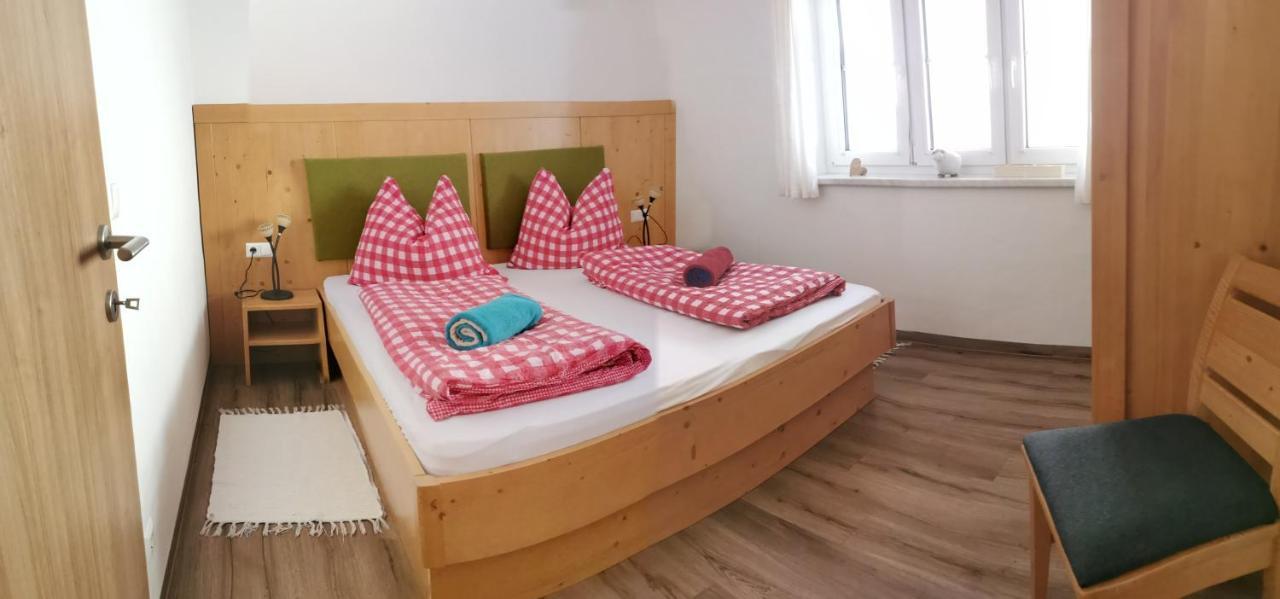 Ferienwohnung Brücklerhof Haus im Ennstal Exterior foto